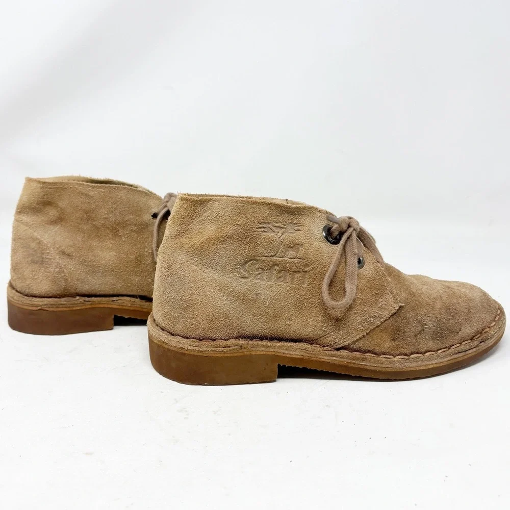 Safari by Bata Size 4/Youth 5 Tan Suede Desert Chukka Boots Made in Kenya